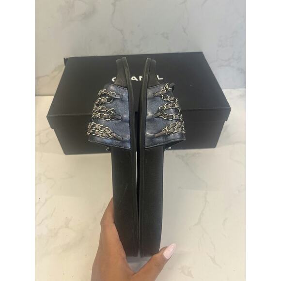Chanel Chain Detail Slide Sandals - Picture 3 of 5